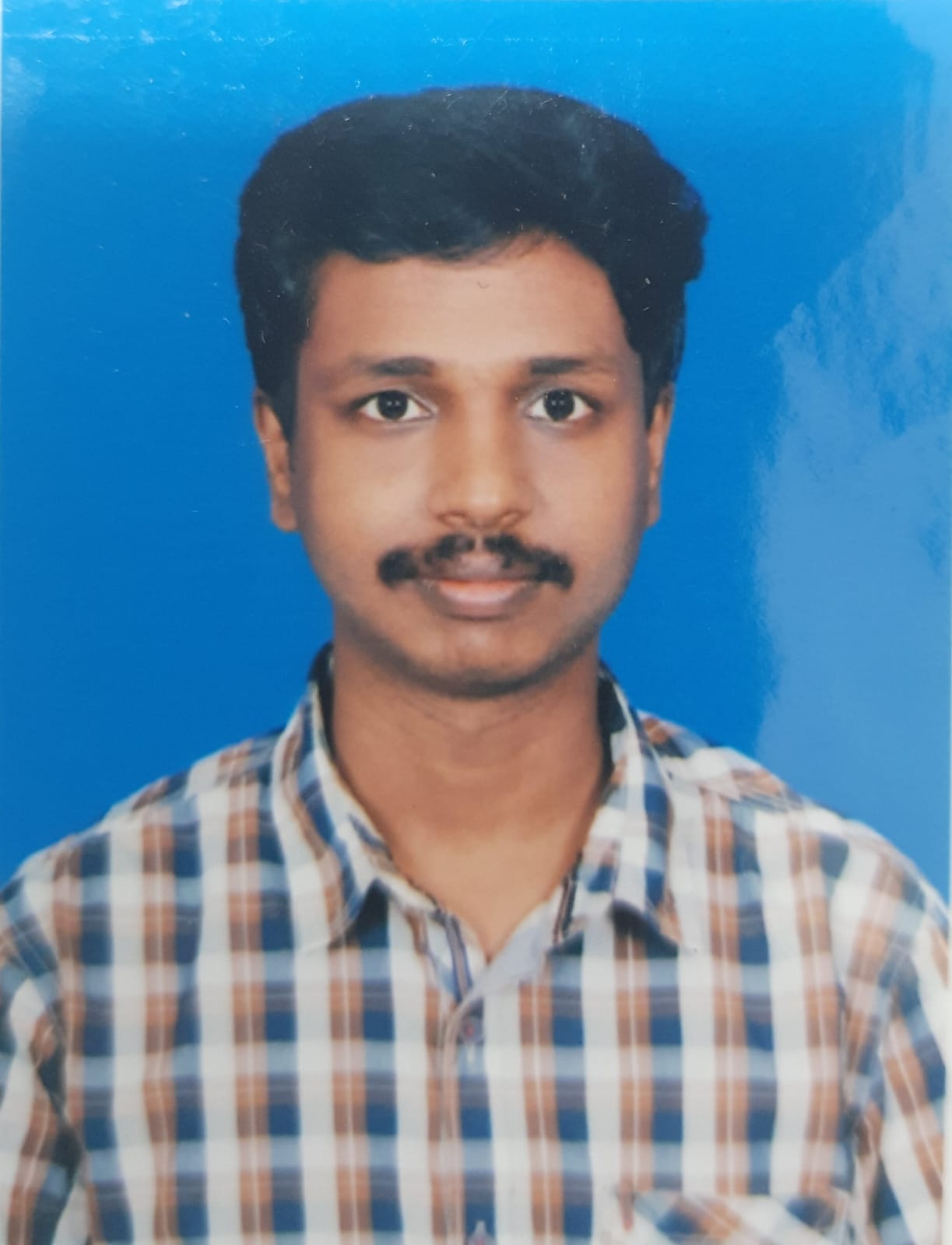  Dr.Yogesh A